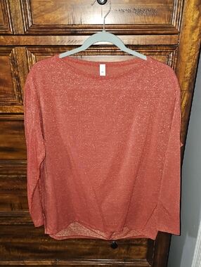Lululemon Back In Action Sz 6 Womsns Top. Gorgeous Shimmer!! Gold/Red Orange!
